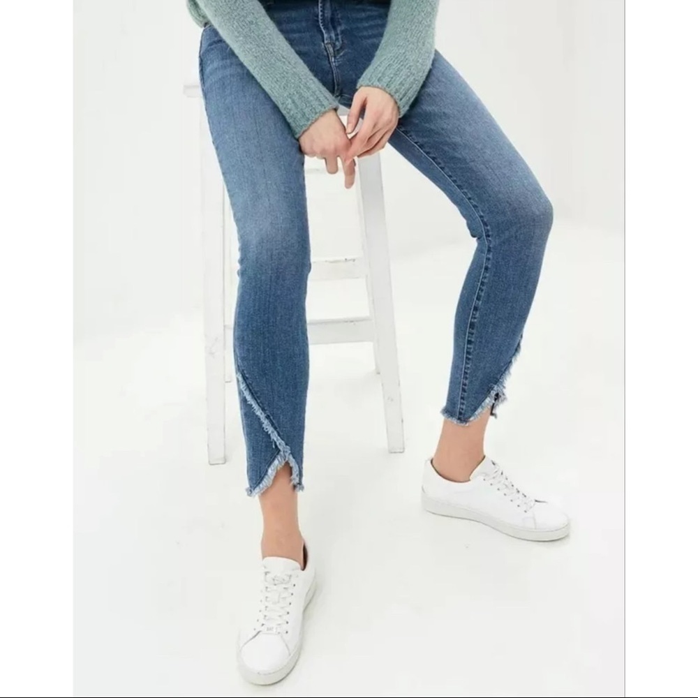 Frame Le Skinny De Jeanne Petal Raw Hem Jeans Size 25